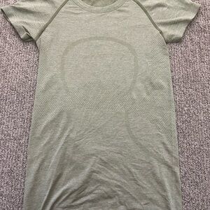 Lululemon Swifty Tech Short Sleeve Shirt